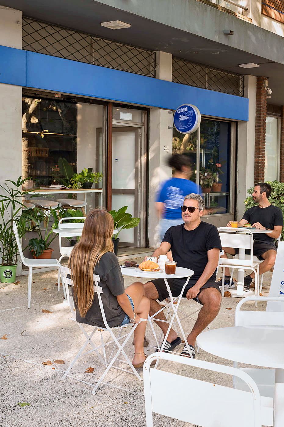 Fachada de Gari Café en Humaitá 2708, La Blanqueada